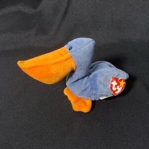 Vintage 1996 Scoops The Pelican Ty Beanie Baby Bird